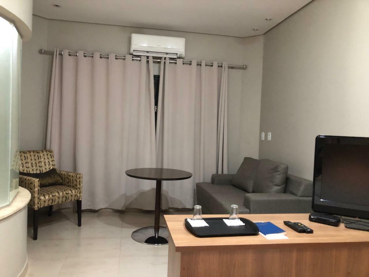 Cast Comfort Hotel Paranaíba Esterno foto
